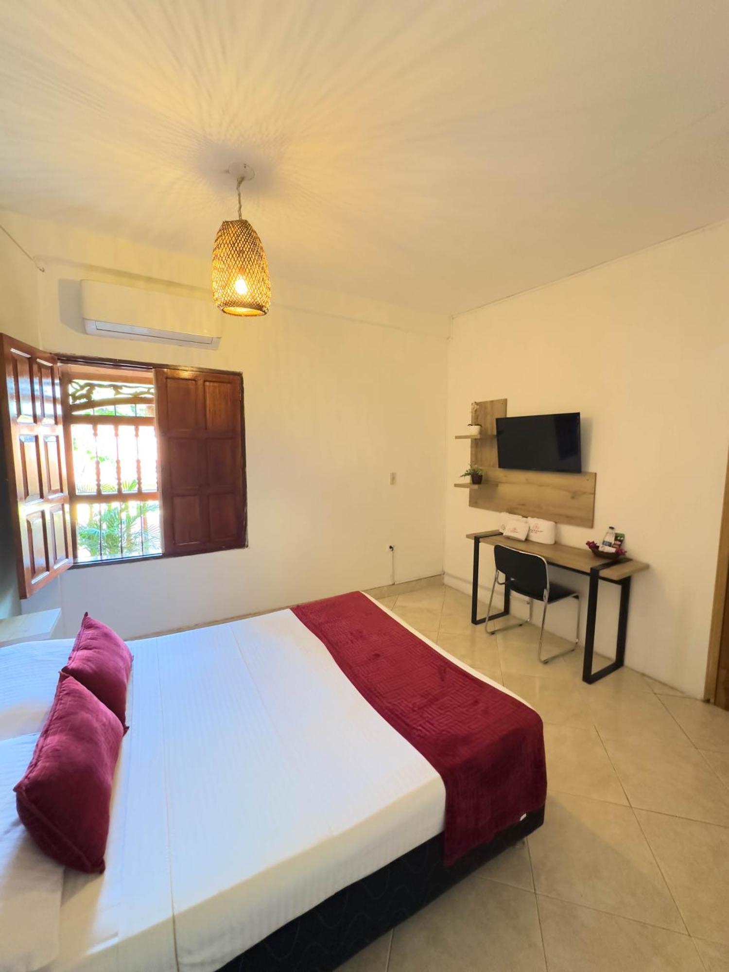 Curazao Hotel -Centro Historico- Santa Fe de Antioquia Dış mekan fotoğraf