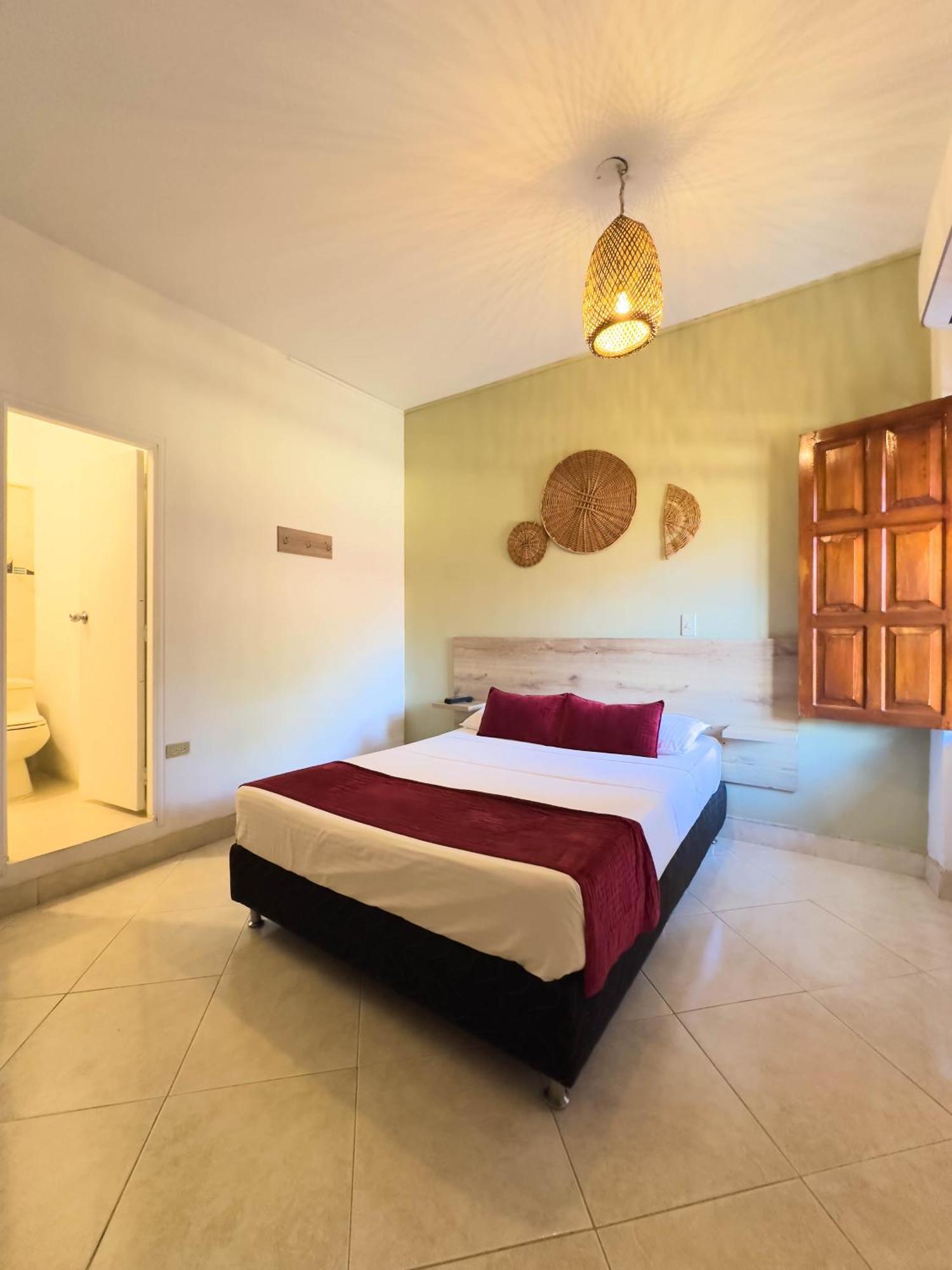 Curazao Hotel -Centro Historico- Santa Fe de Antioquia Dış mekan fotoğraf