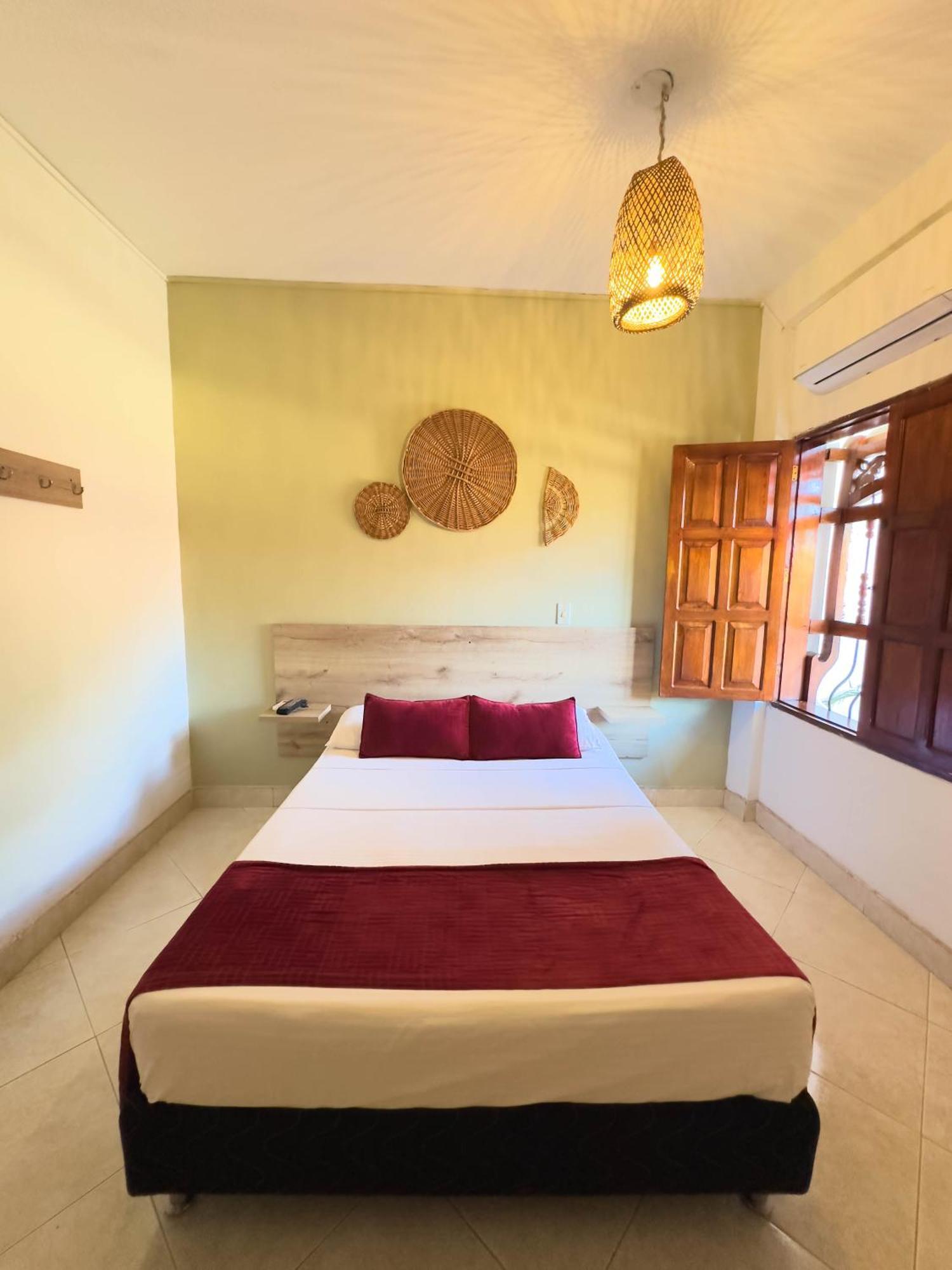 Curazao Hotel -Centro Historico- Santa Fe de Antioquia Dış mekan fotoğraf